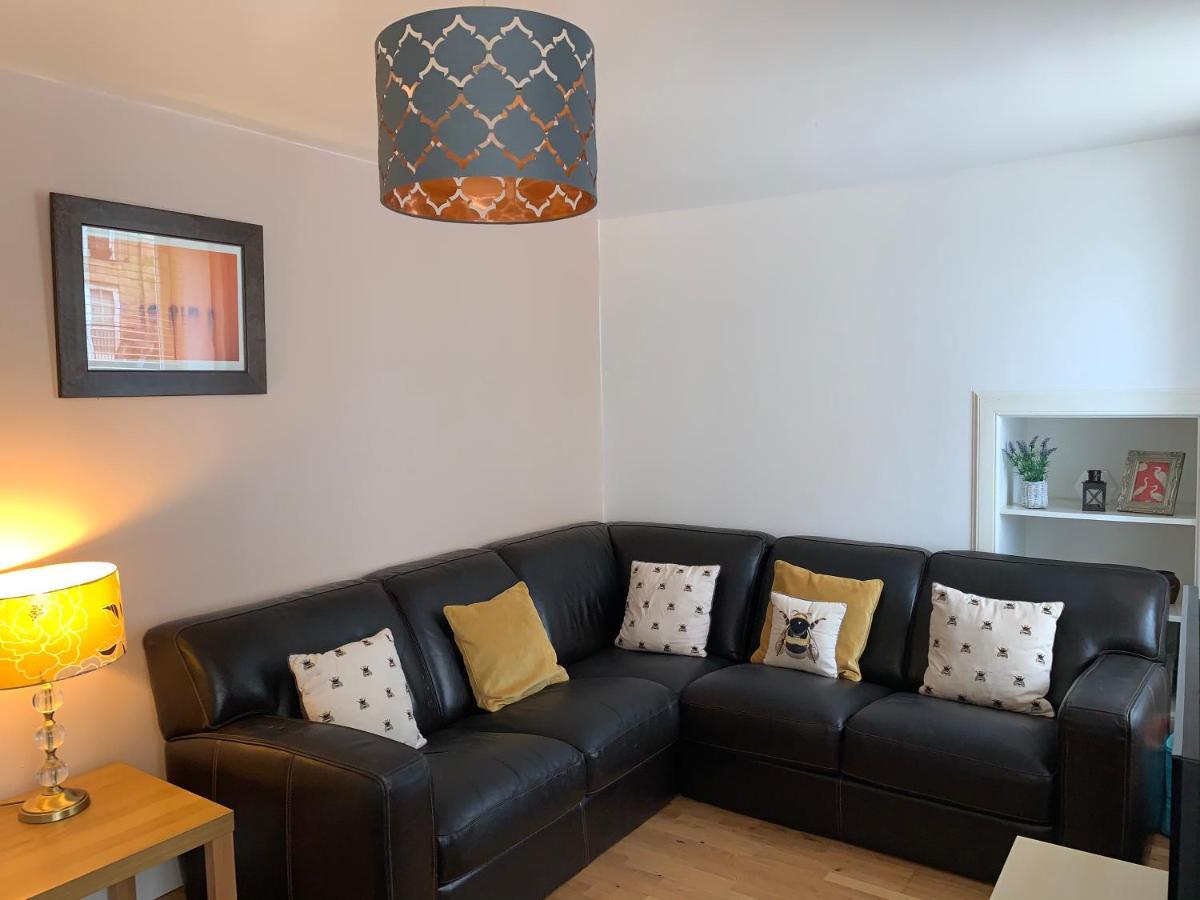 Charming 5-Bed Apartment In Edimburgo Exterior foto